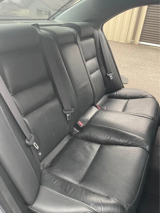 2005 Acura RL 2nd Gen - Image 13 of 16