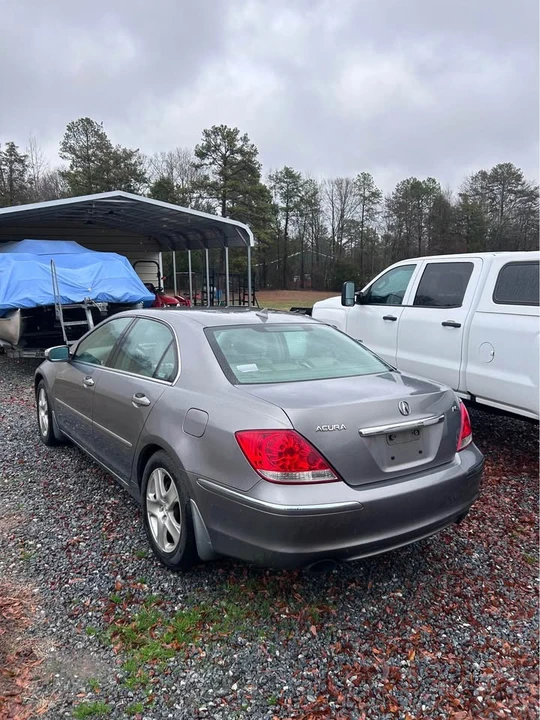 2005 Acura RL 2nd Gen - Image 3 of 13