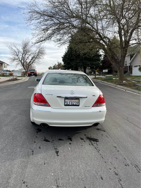 2005 Acura RL 2nd Gen - Image 3 of 18