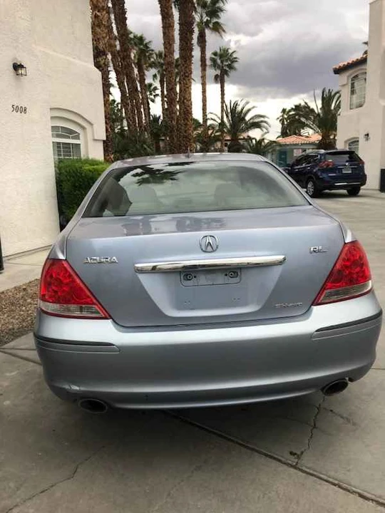 2005 Acura RL 2nd Gen - Image 4 of 11