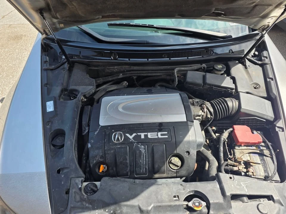 2005 Acura RL 2nd Gen - Image 5 of 6