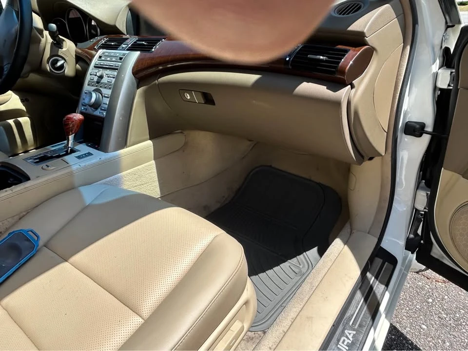 2005 Acura RL 2nd Gen - Image 10 of 13