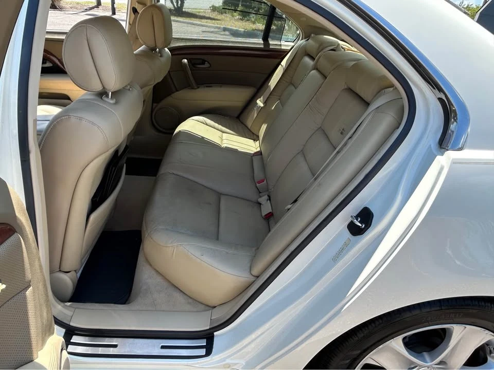 2005 Acura RL 2nd Gen - Image 12 of 13
