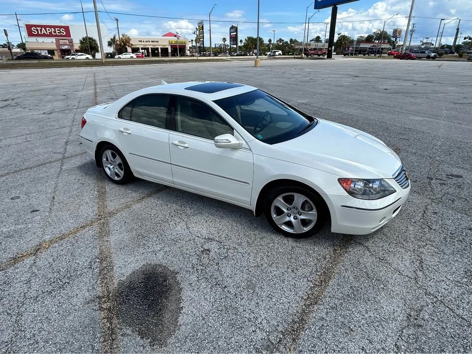 2005 Acura RL 2nd Gen - Image 3 of 13