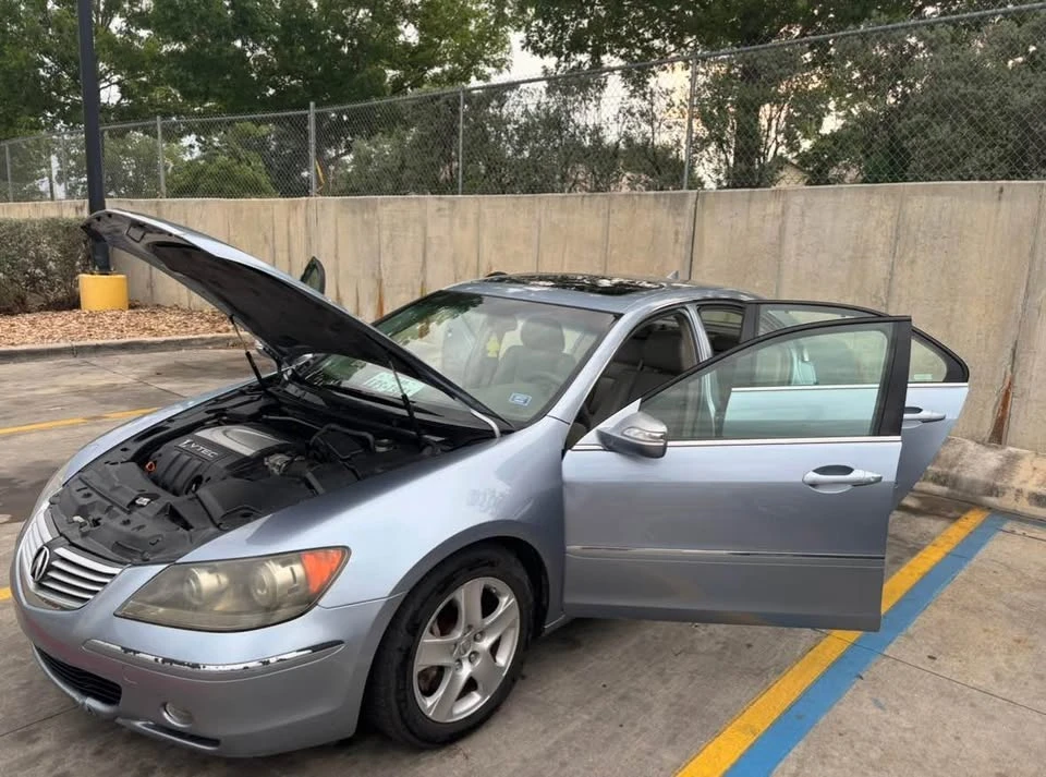 2005 Acura RL 2nd Gen - Image 20 of 20
