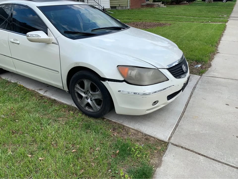 2005 Acura RL 2nd Gen - Image 3 of 6