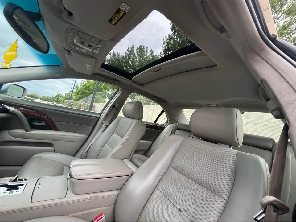 2005 Acura RL 2nd Gen - Image 14 of 20