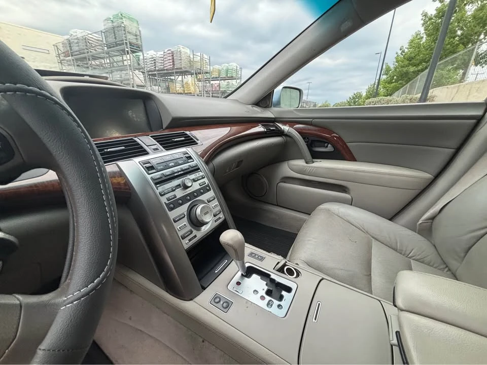2005 Acura RL 2nd Gen - Image 15 of 20