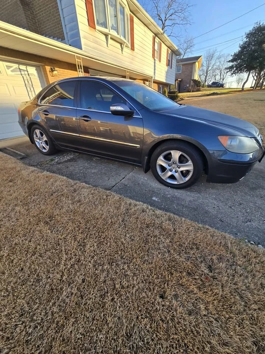 2005 Acura RL 2nd Gen - Image 5 of 8