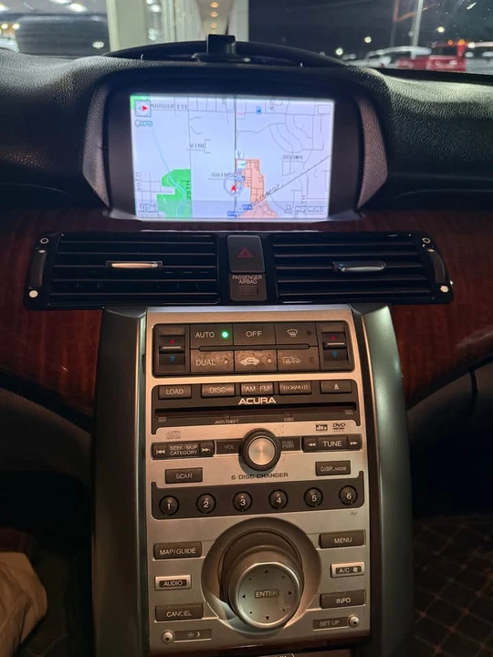 2005 Acura RL 2nd Gen - Image 15 of 16