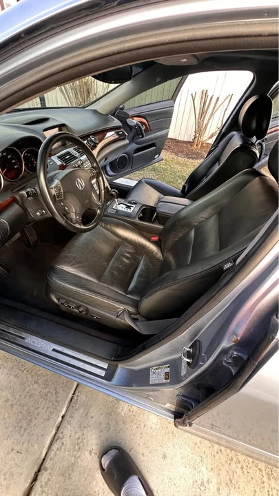 2005 Acura RL 2nd Gen - Image 7 of 9