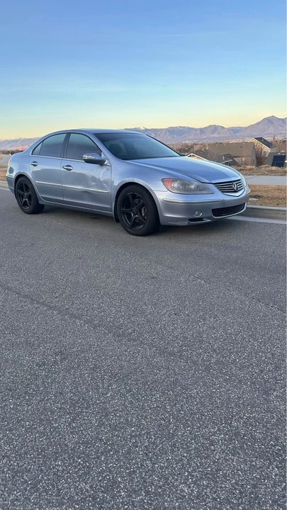 2005 Acura RL 2nd Gen - Image 3 of 9
