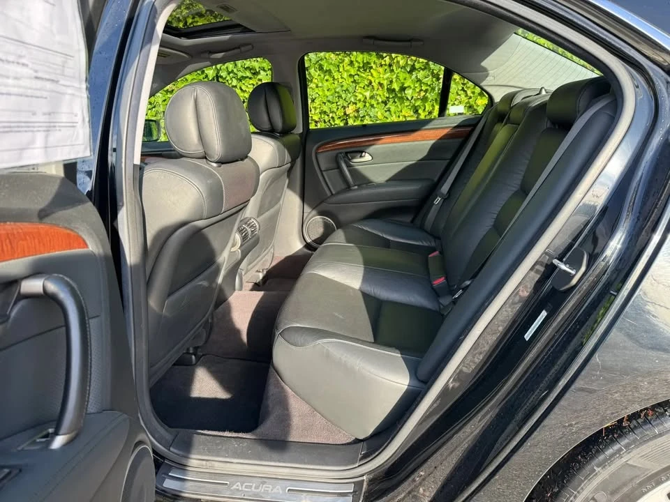 2005 Acura RL 2nd Gen - Image 18 of 20