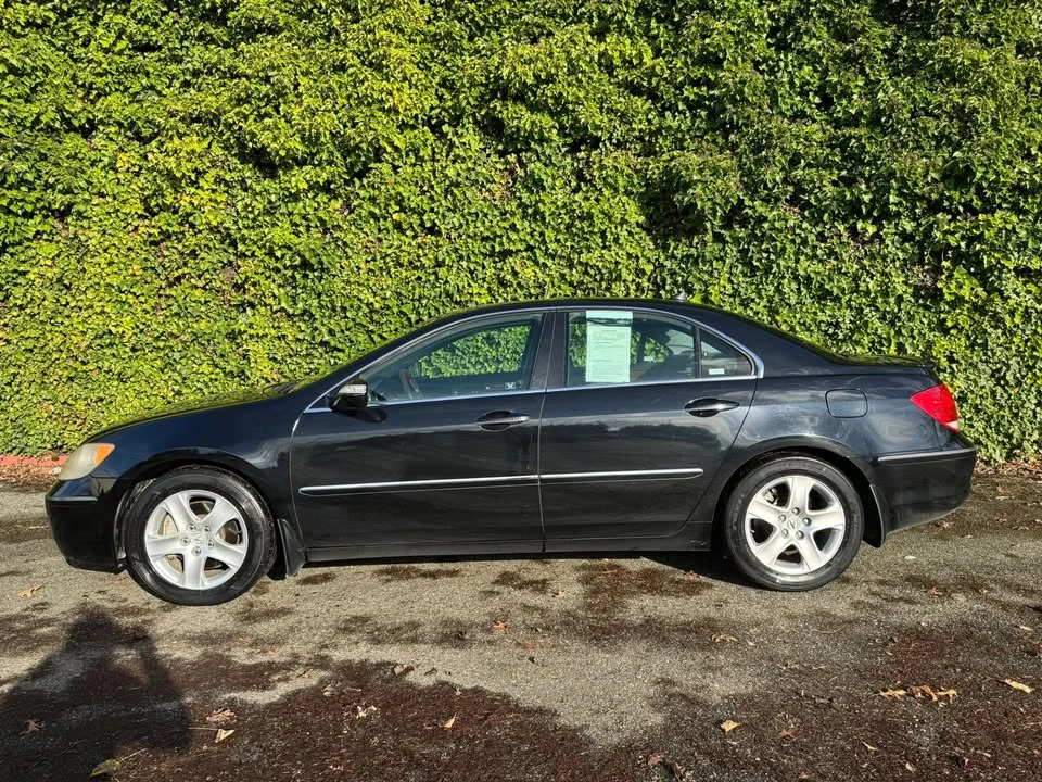 2005 Acura RL 2nd Gen - Image 6 of 20