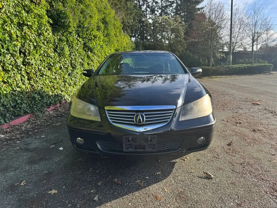 2005 Acura RL 2nd Gen - Image 9 of 20
