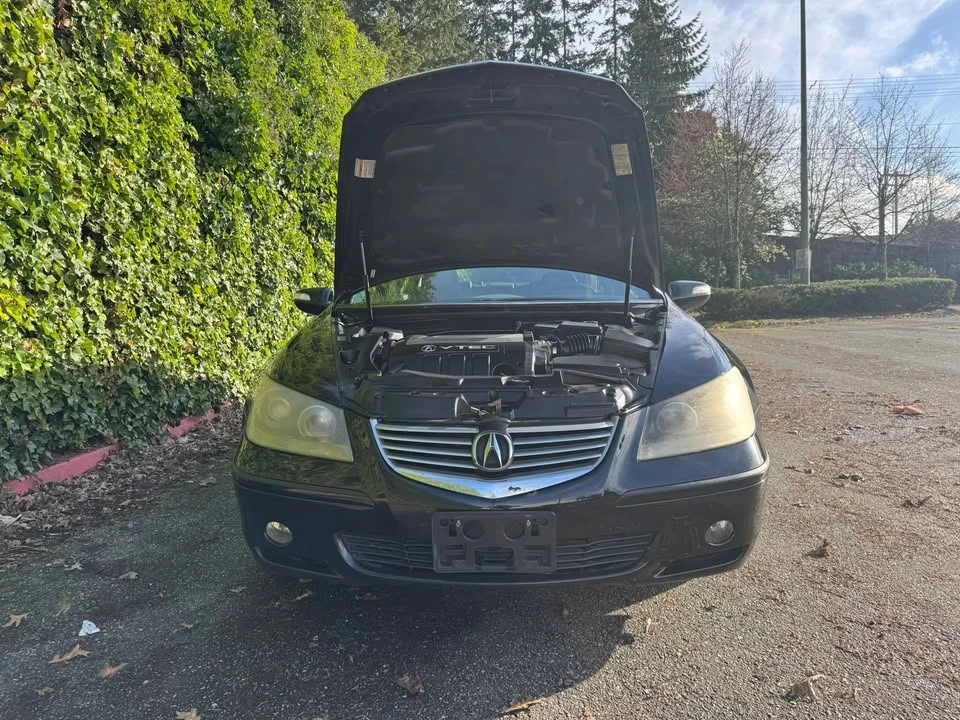 2005 Acura RL 2nd Gen - Image 11 of 20