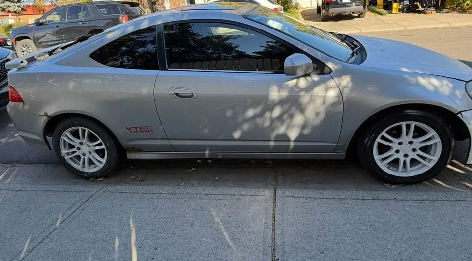 2005 Acura RSX - Image 2 of 10