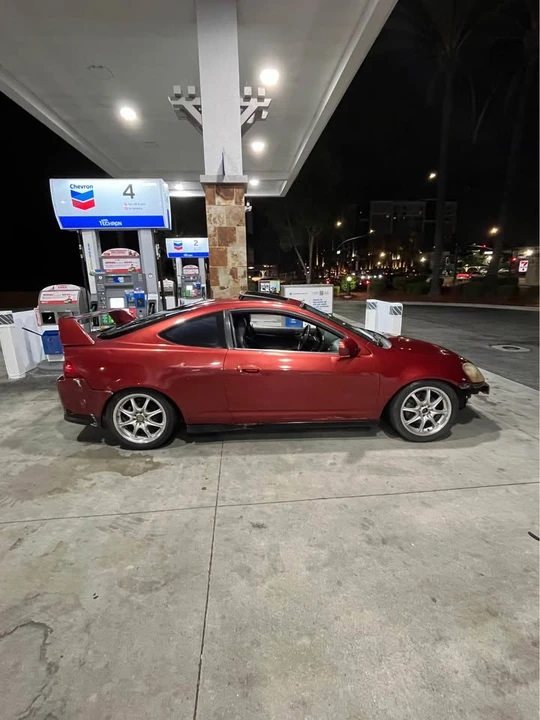 2005 Acura Integra 4th Gen - Image 2 of 10