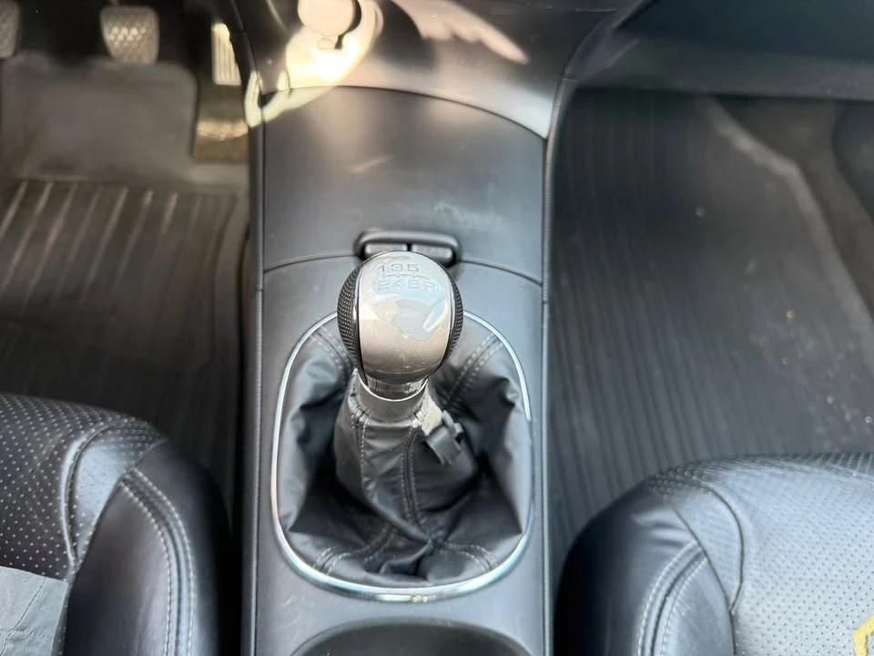 2005 Acura RSX - Image 12 of 15