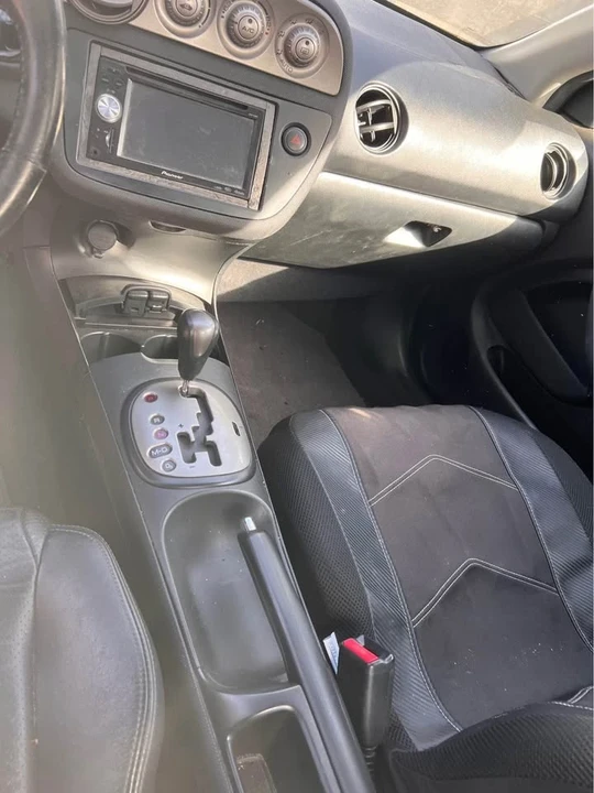 2005 Acura RSX - Image 9 of 10