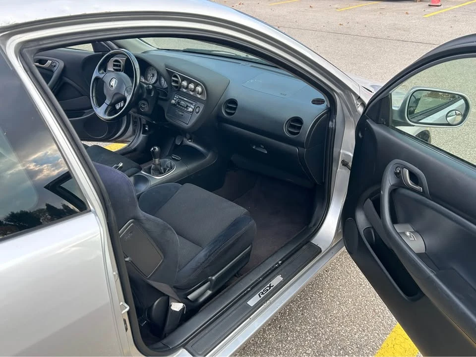 2005 Acura RSX - Image 8 of 10