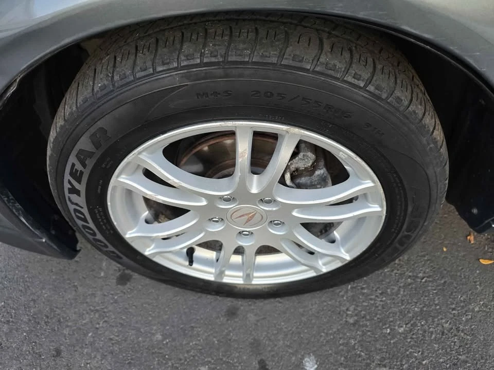 2005 Acura RSX - Image 8 of 17