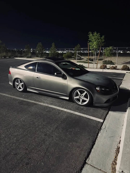 2005 Acura Integra 4th Gen - Image 2 of 4