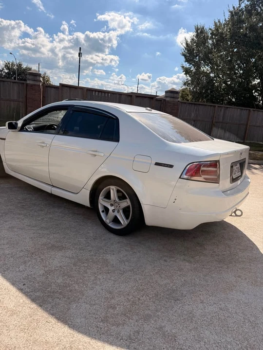 2005 Acura TL 3rd Gen - Image 3 of 9