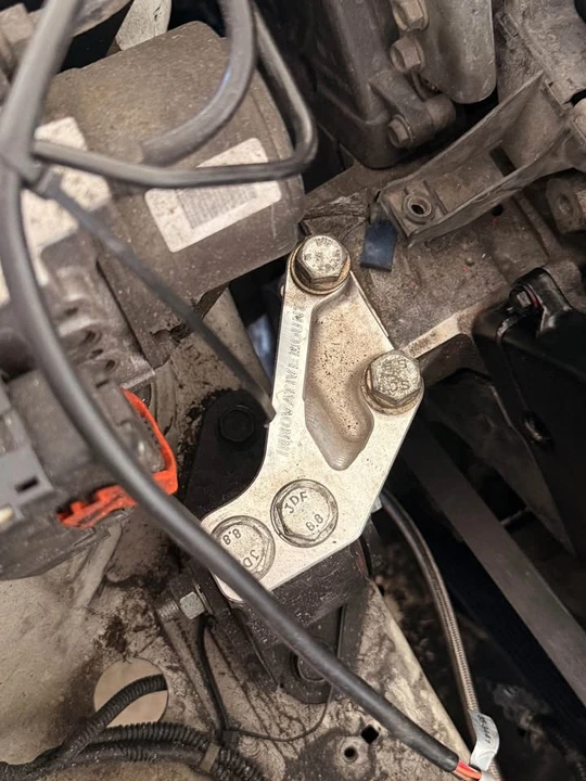 2005 Acura TL 3rd Gen - Image 8 of 9