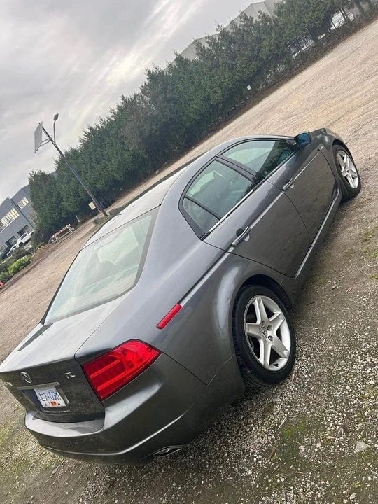 2005 Acura TL 3rd Gen - Image 3 of 17