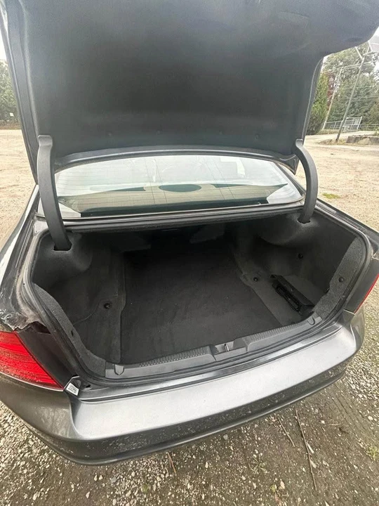 2005 Acura TL 3rd Gen - Image 13 of 17