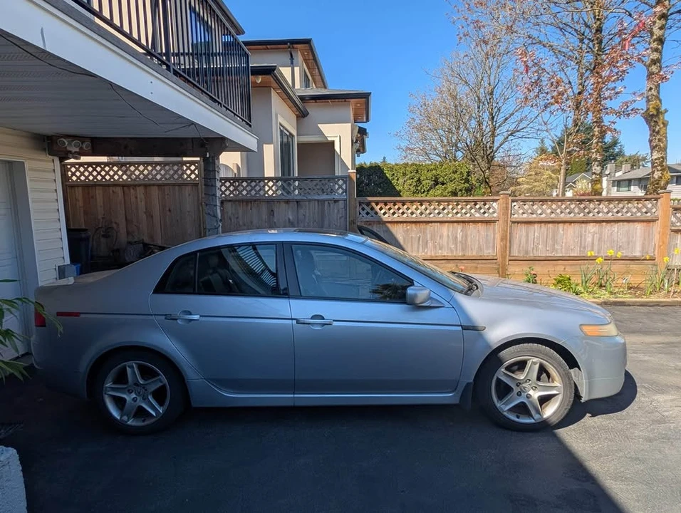 2005 Acura TL 3rd Gen - Image 2 of 10
