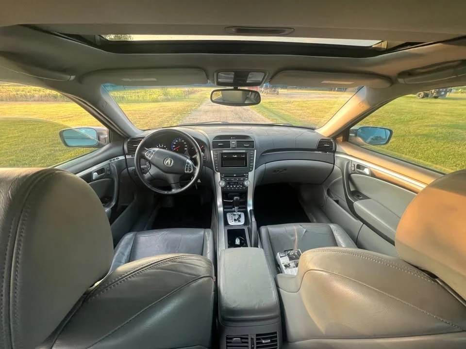 2005 Acura TL 3rd Gen - Image 8 of 12