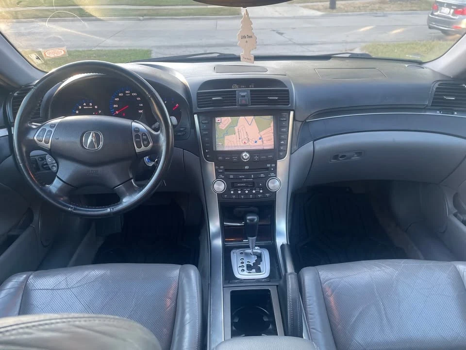 2005 Acura TL 3rd Gen - Image 8 of 11