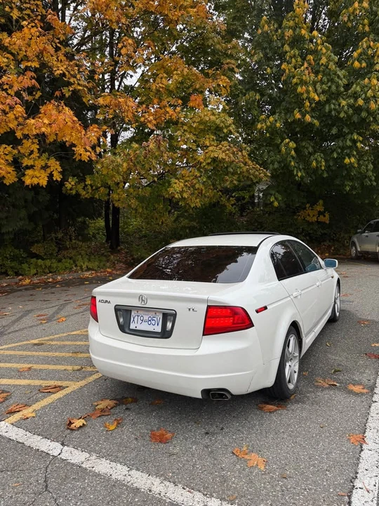 2005 Acura TL 3rd Gen - Image 5 of 8