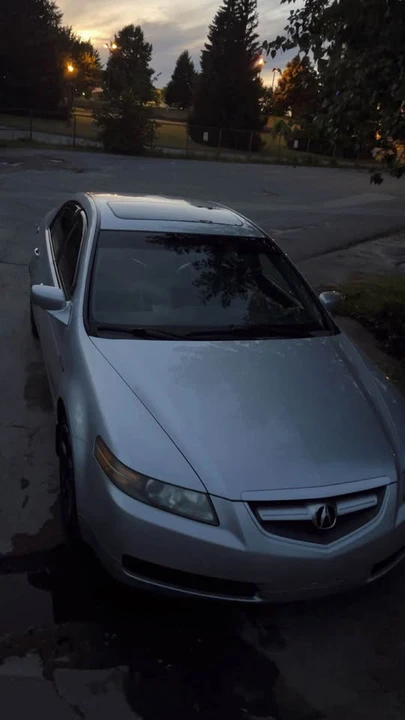 2005 Acura TL 3rd Gen - Image 5 of 6