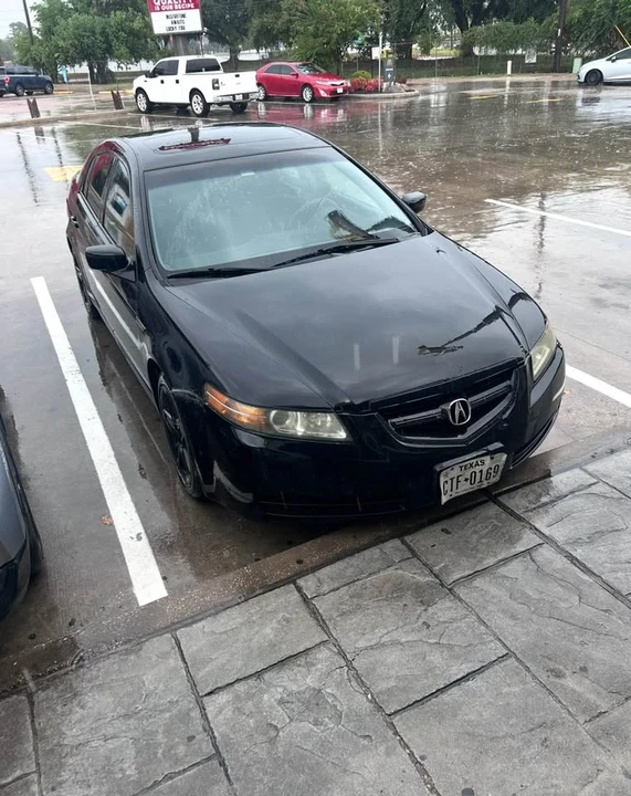 2005 Acura TL 3rd Gen - Image 2 of 3