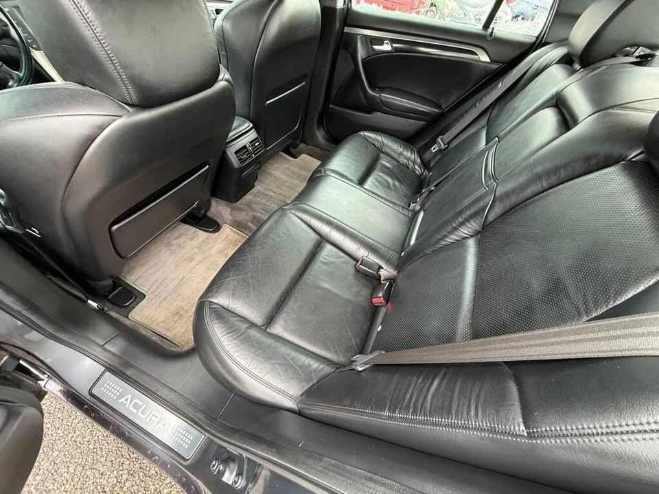 2005 Acura TL 3rd Gen - Image 14 of 17