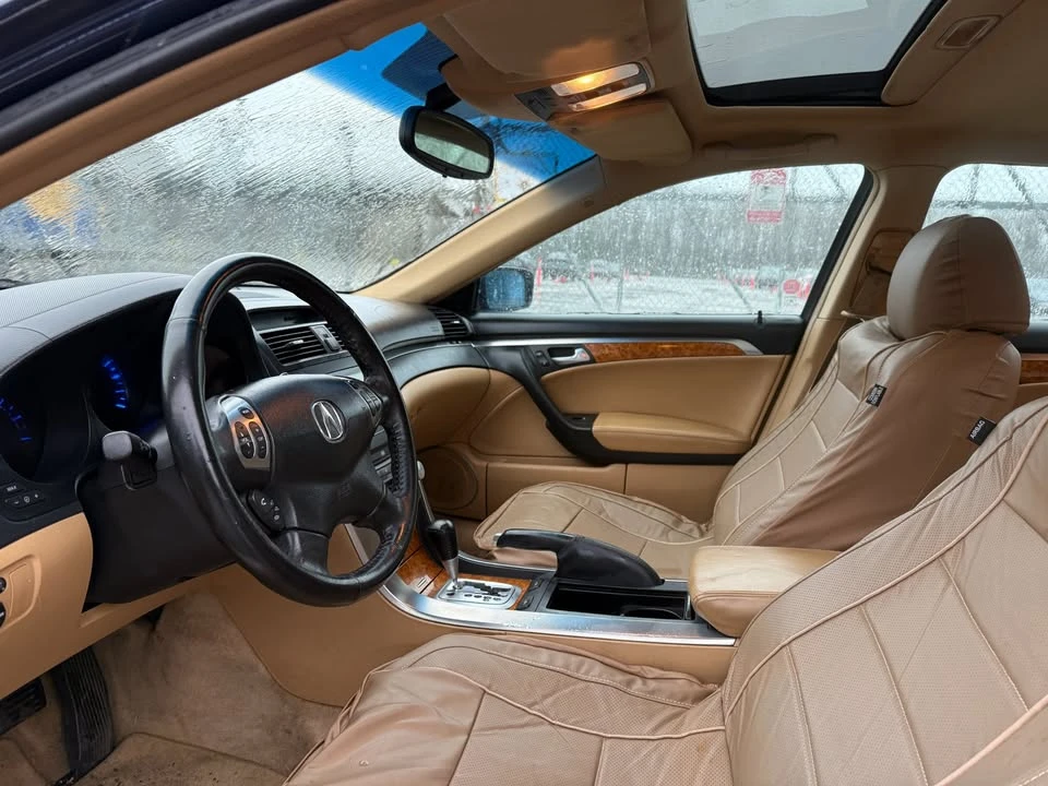 2005 Acura TL 3rd Gen - Image 9 of 10