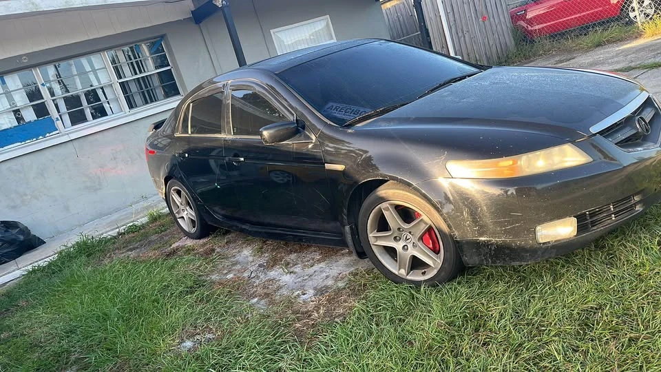2005 Acura TL 3rd Gen - Image 4 of 13