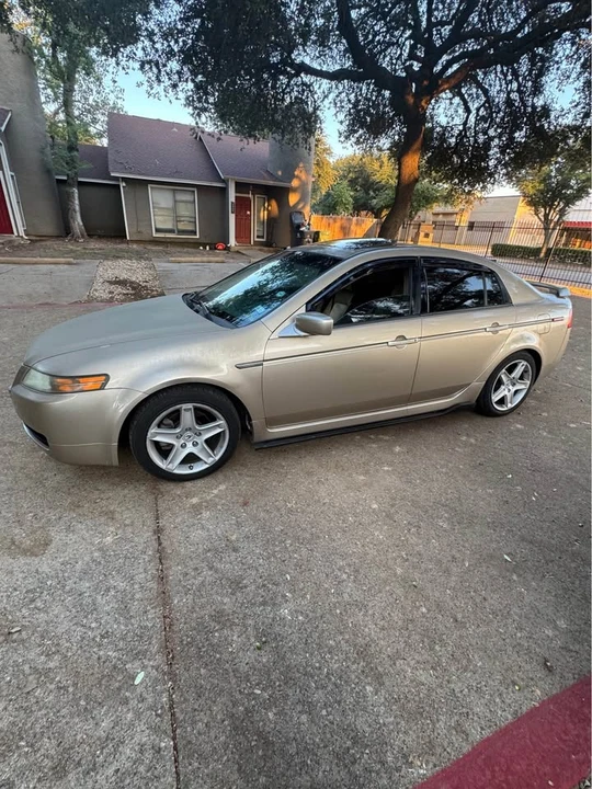 2005 Acura TL 3rd Gen - Image 2 of 12