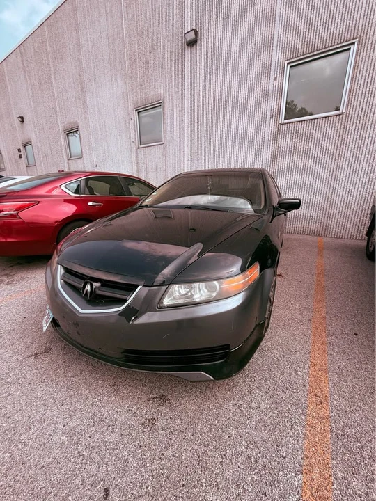 2005 Acura TL 3rd Gen - Image 2 of 3