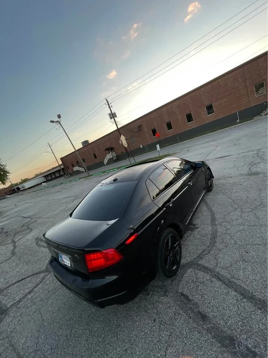 2005 Acura TL 3rd Gen - Image 5 of 15