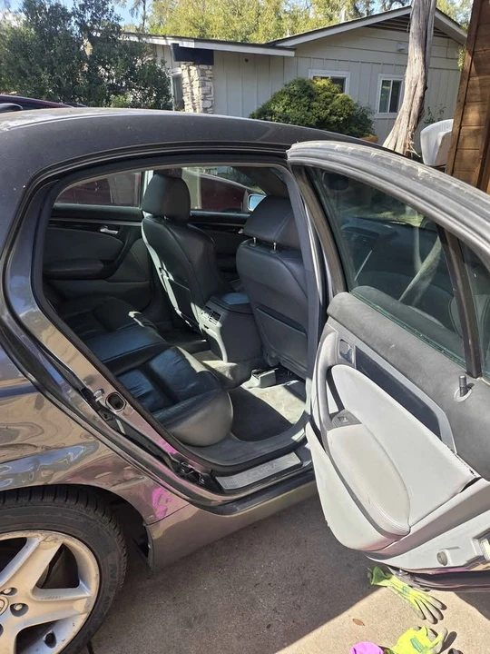 2005 Acura TL 3rd Gen - Image 11 of 14