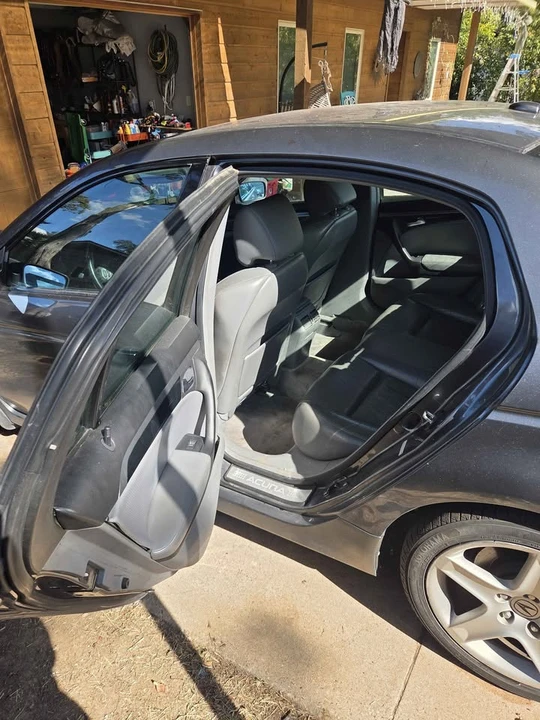 2005 Acura TL 3rd Gen - Image 7 of 14