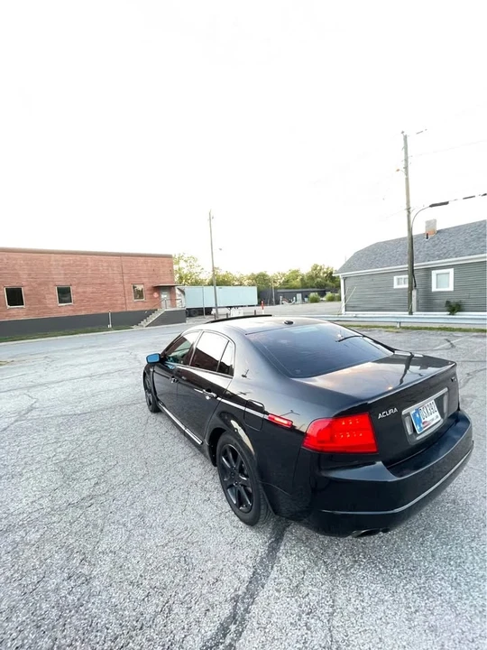2005 Acura TL 3rd Gen - Image 8 of 15