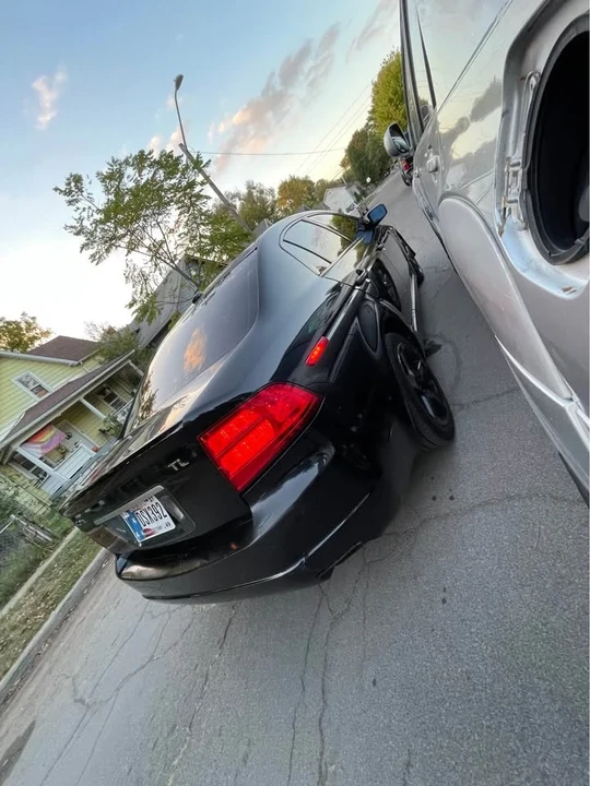 2005 Acura TL 3rd Gen - Image 14 of 15