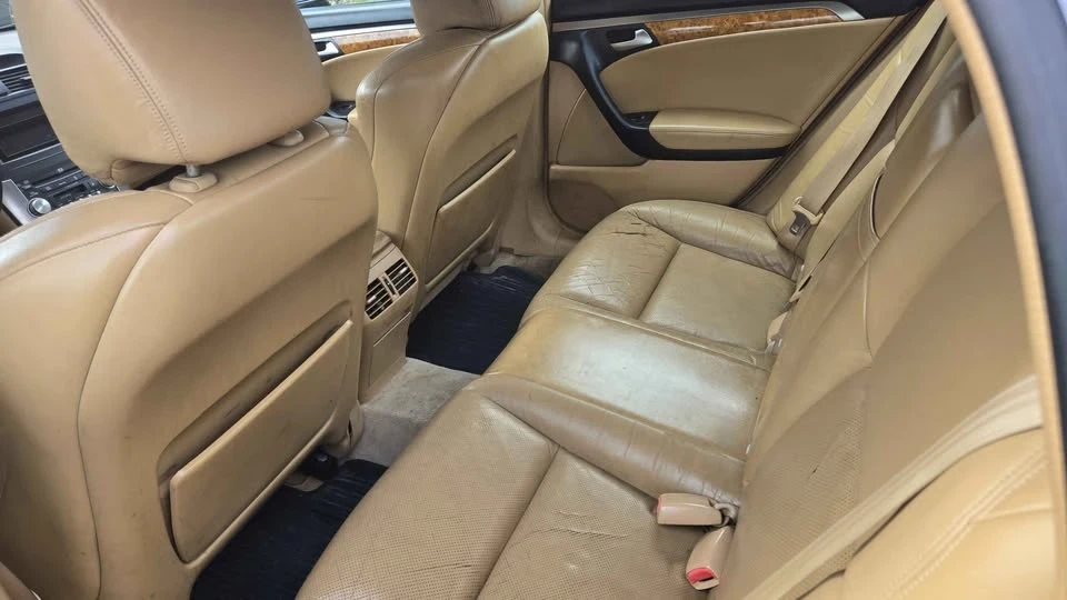 2005 Acura TL 3rd Gen - Image 6 of 6