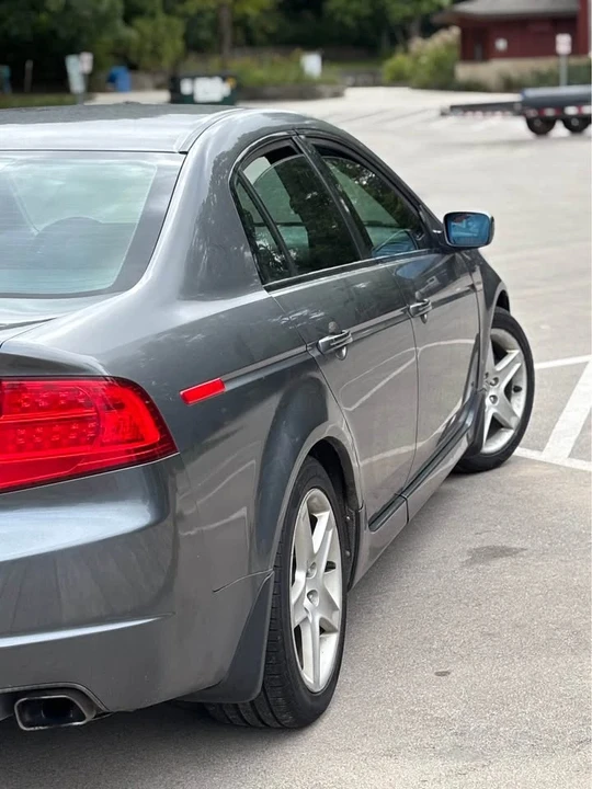 2005 Acura TL 3rd Gen - Image 3 of 8