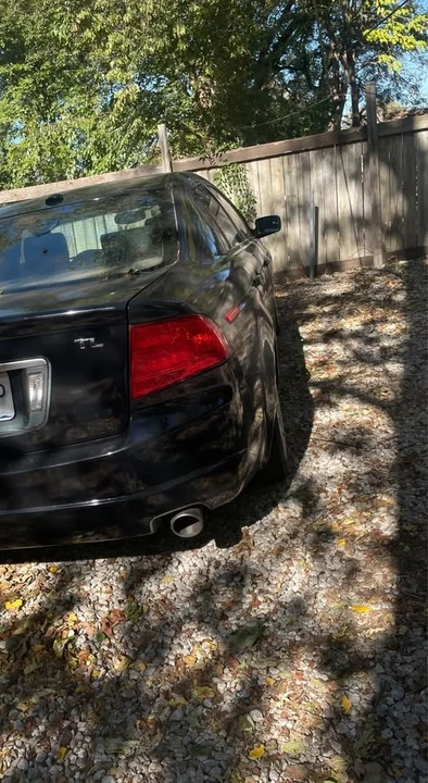 2005 Acura TL 3rd Gen - Image 2 of 2